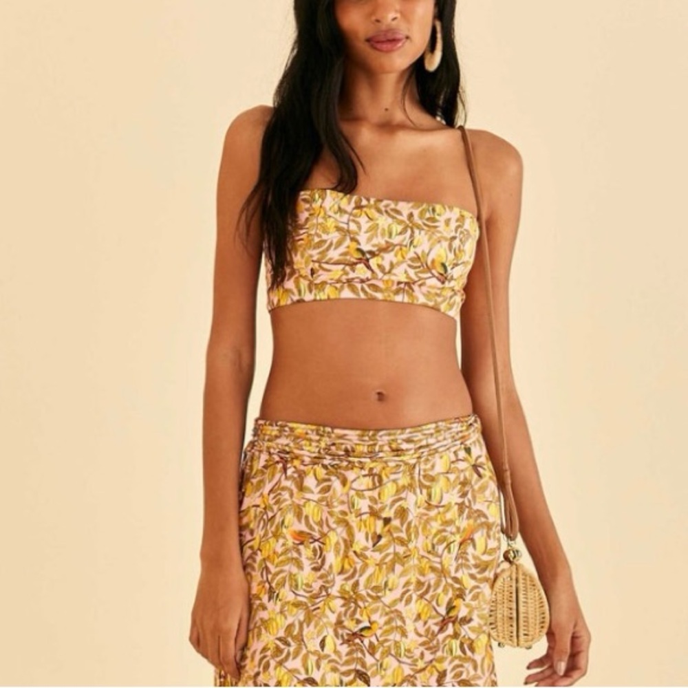 Farm Rio light pink tropical star fruit crop top NWT
